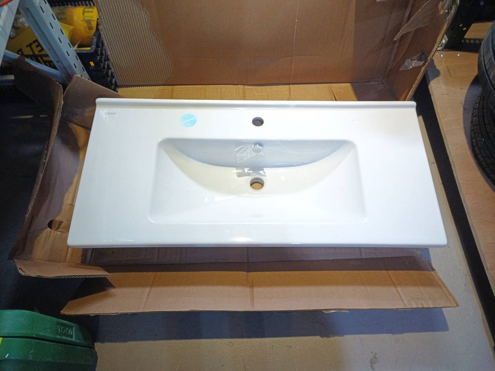 Ceramic Basin, 900mm x 470mm