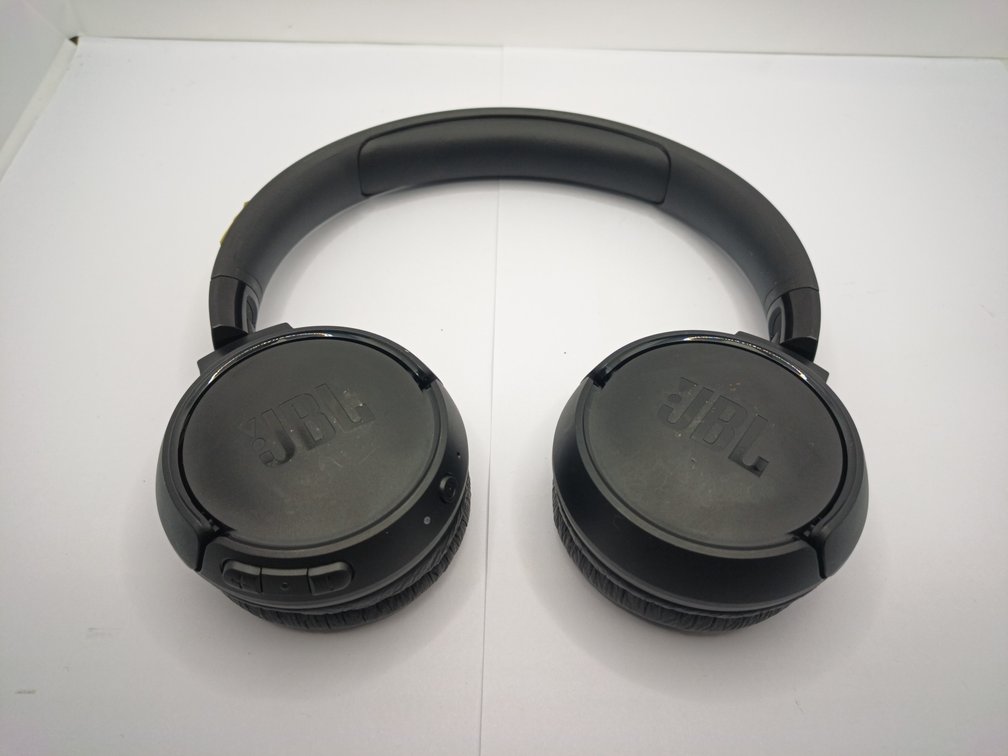 JBL TUNE520BT Wireless Headphones