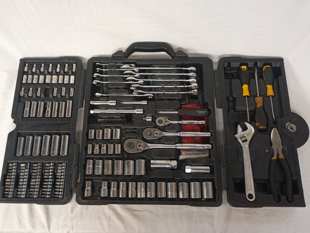 Image for Police & Others Auction 17.09.26 TH133207