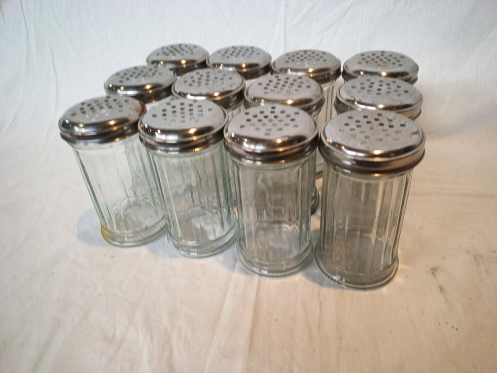 Glass Shaker Jars x 12