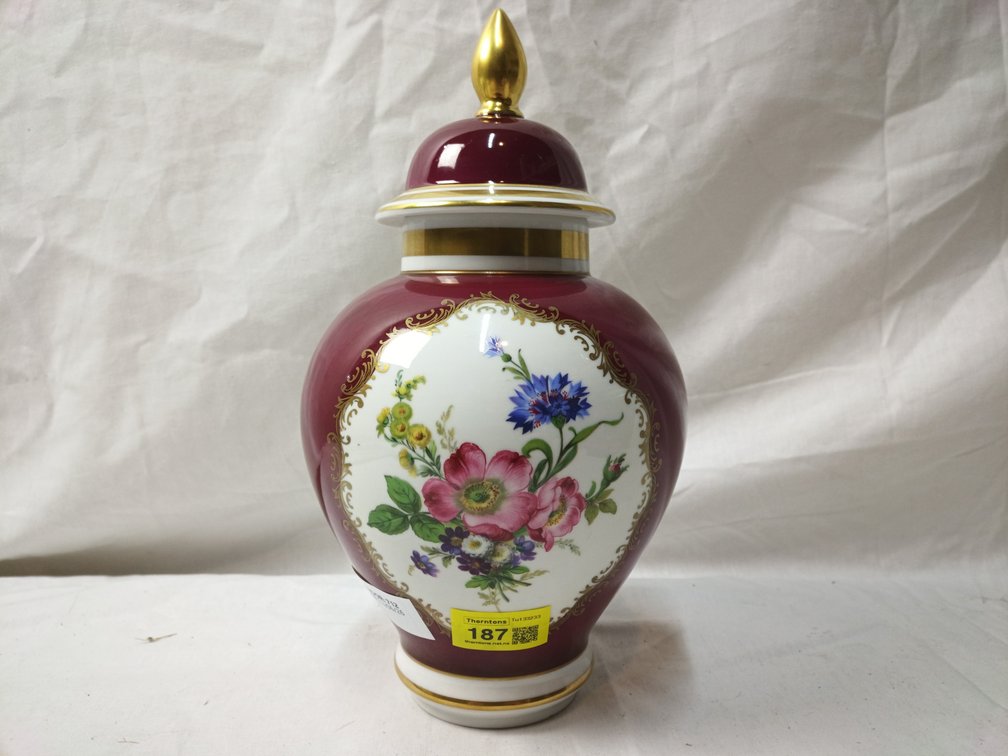Schumann Arzberg Porcelain Lidded Urn