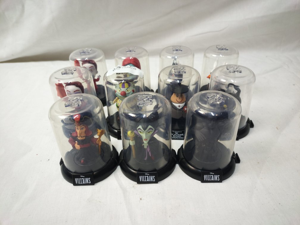 Disney Miniature Figures x 11