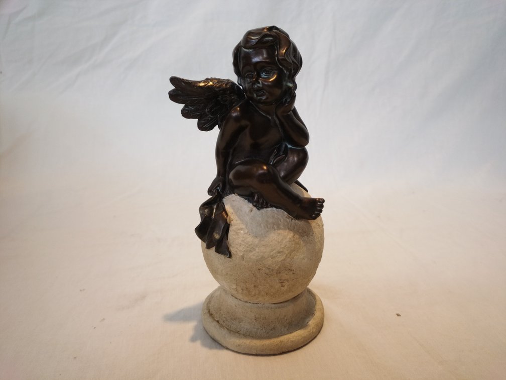 Seated Cherub Figurines x 6