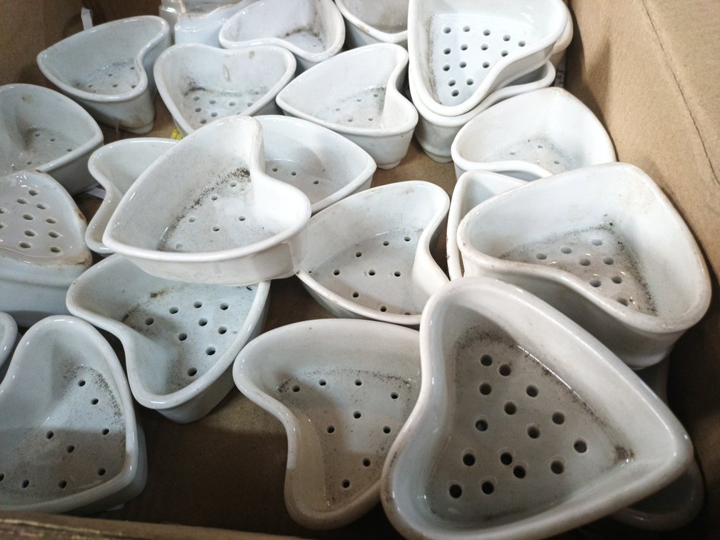 Ceramic Heart Shaped Perforated Molds