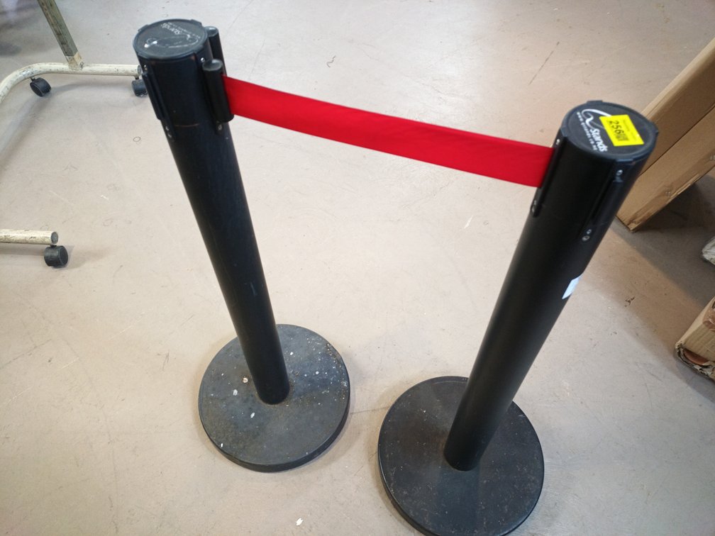 Q-Stands Retractable Stanchions x 2