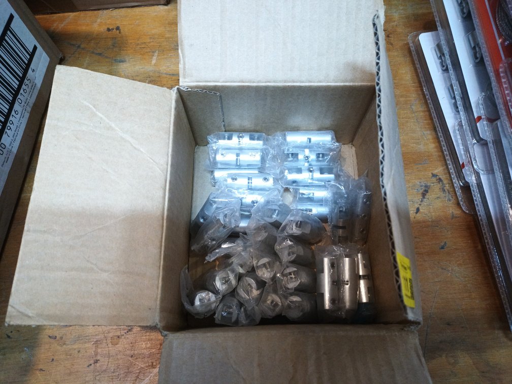 Metal Panel Clamps x 39