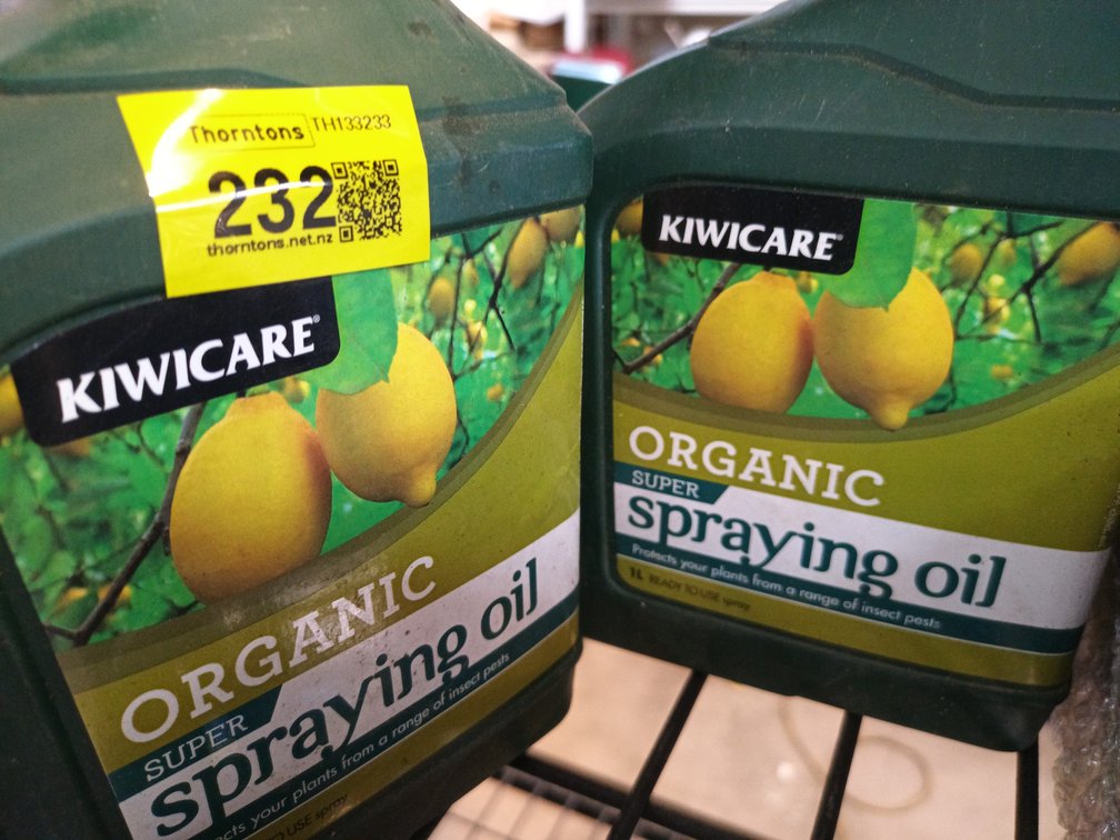 Kiwicare Organic Spraying Oil x 3