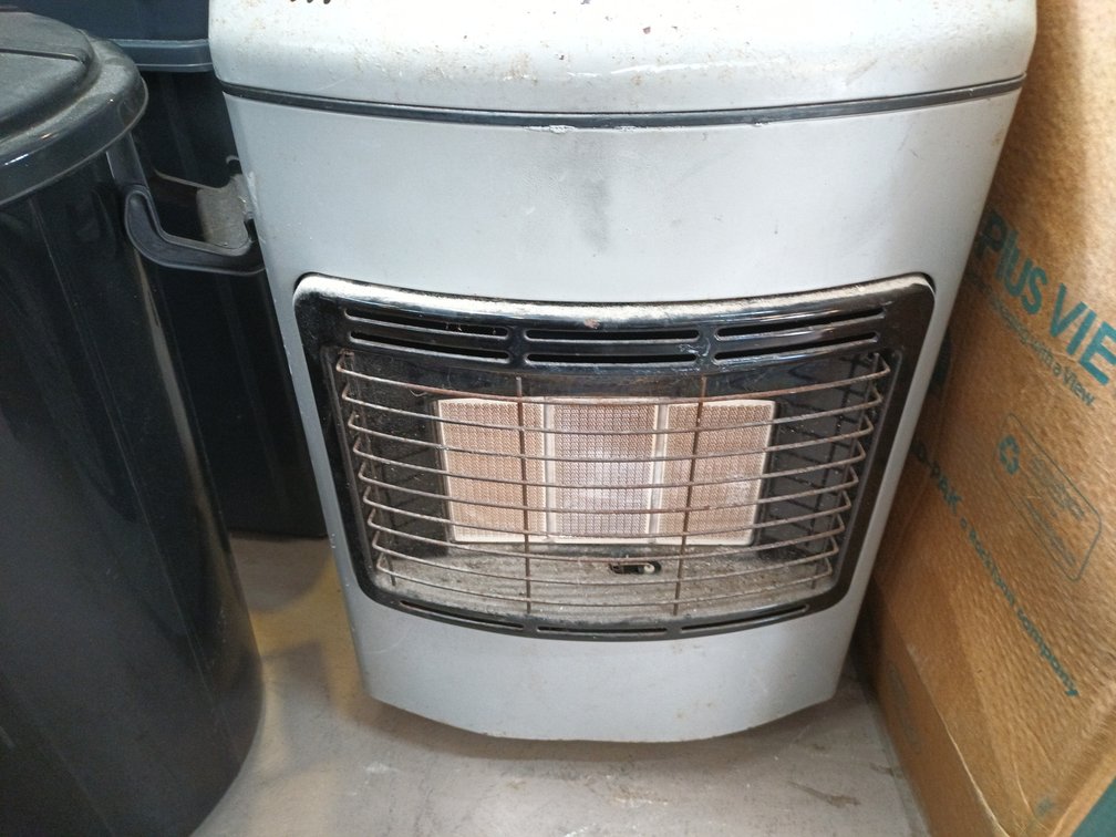 De'Longhi TGS Gas Cabinet Heater
