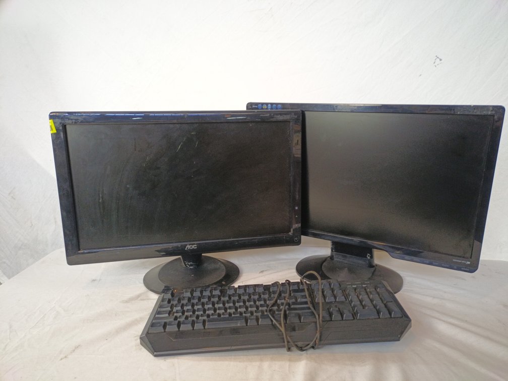 Computer Monitors and Keyboard