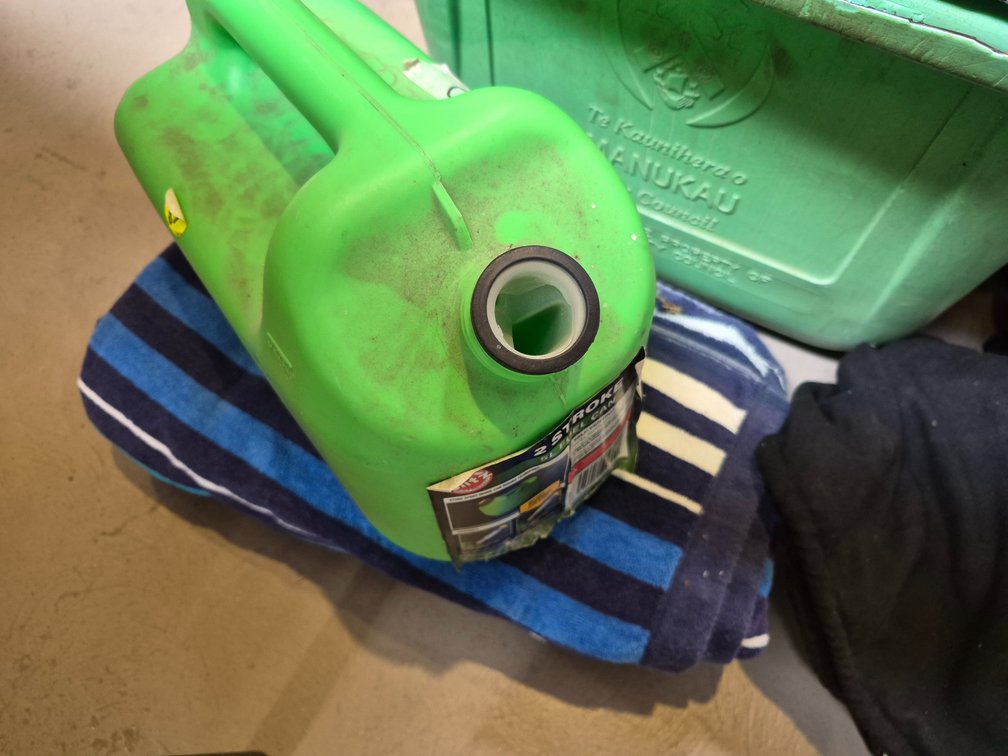 Mixed Hardware and lunch Bag