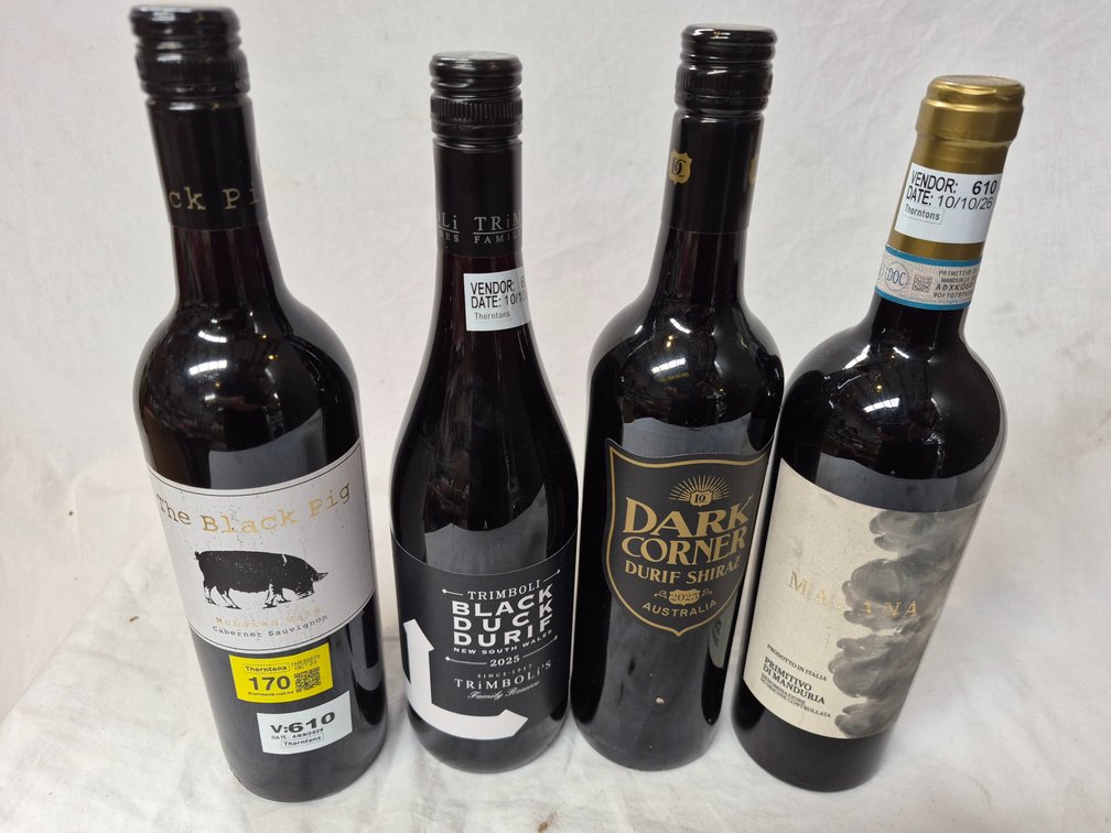 The Black Collection Wine x 4