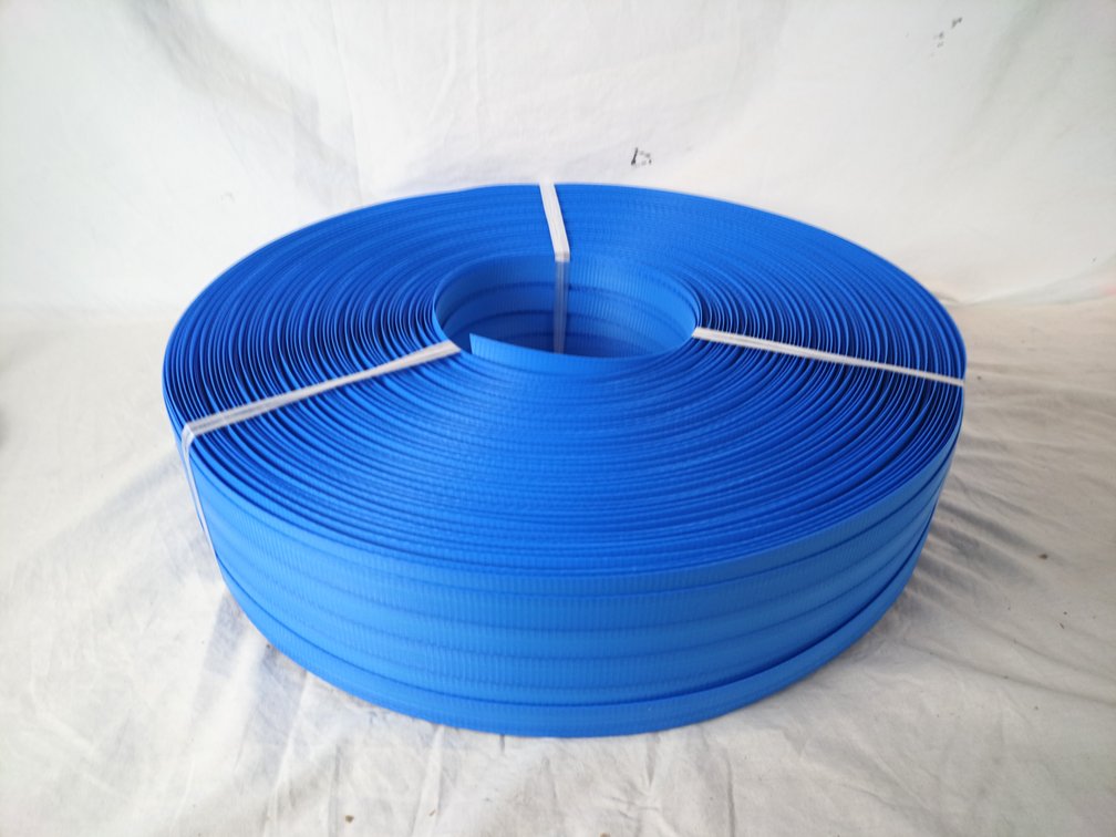 Blue Plastic Strapping Roll