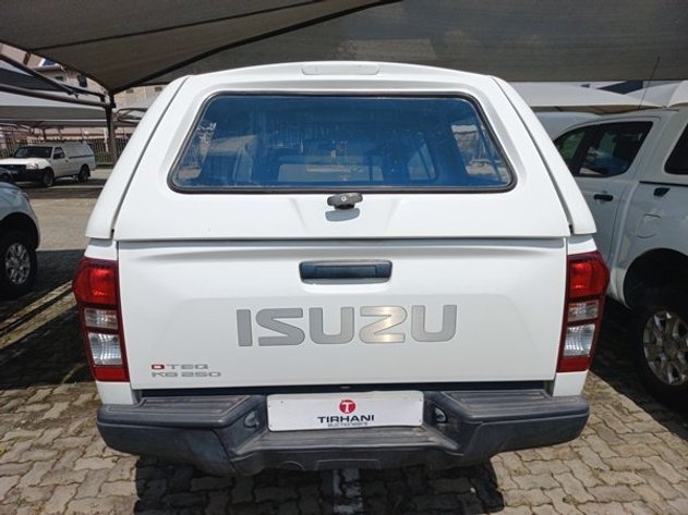Image for 2017  ISUZU KB 250 D-TEQ HO HI RIDER P/U D/C