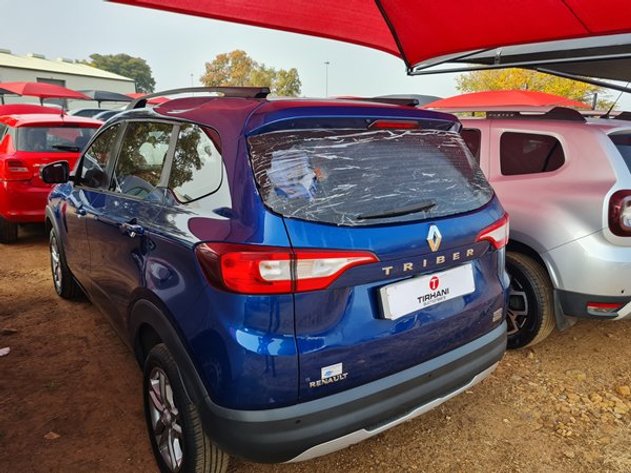 Image for 2021  RENAULT TRIBER 1.0 DYNAMIQUE AMT