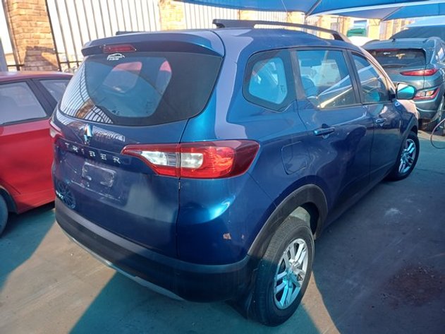 Image for 2022  RENAULT TRIBER 1.0 DYNAMIQUE / ZEN