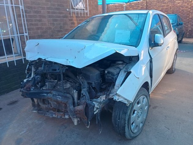Image for 2013  HYUNDAI i20 1.4 FLUID