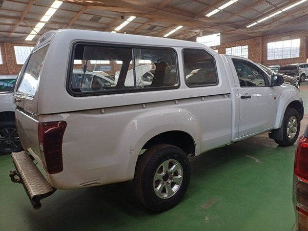 Image for 2017  ISUZU KB 250 D-TEQ HO FLEETSIDE SAFETY P/U S/C