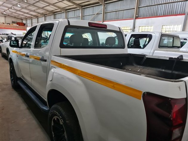 Image for 2021  ISUZU D-MAX 250 HO HI-RIDE D/C P/U