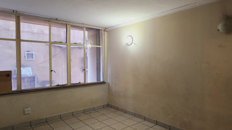 Image for 1 Bedroom Apartment in Ferndale | Insolvent Estate - Masters Reference: G000377/2024