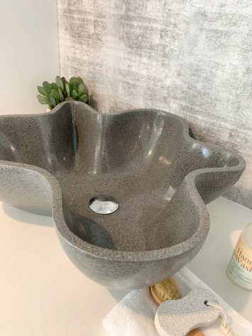 Image for Eden Stone Online Auction 241024