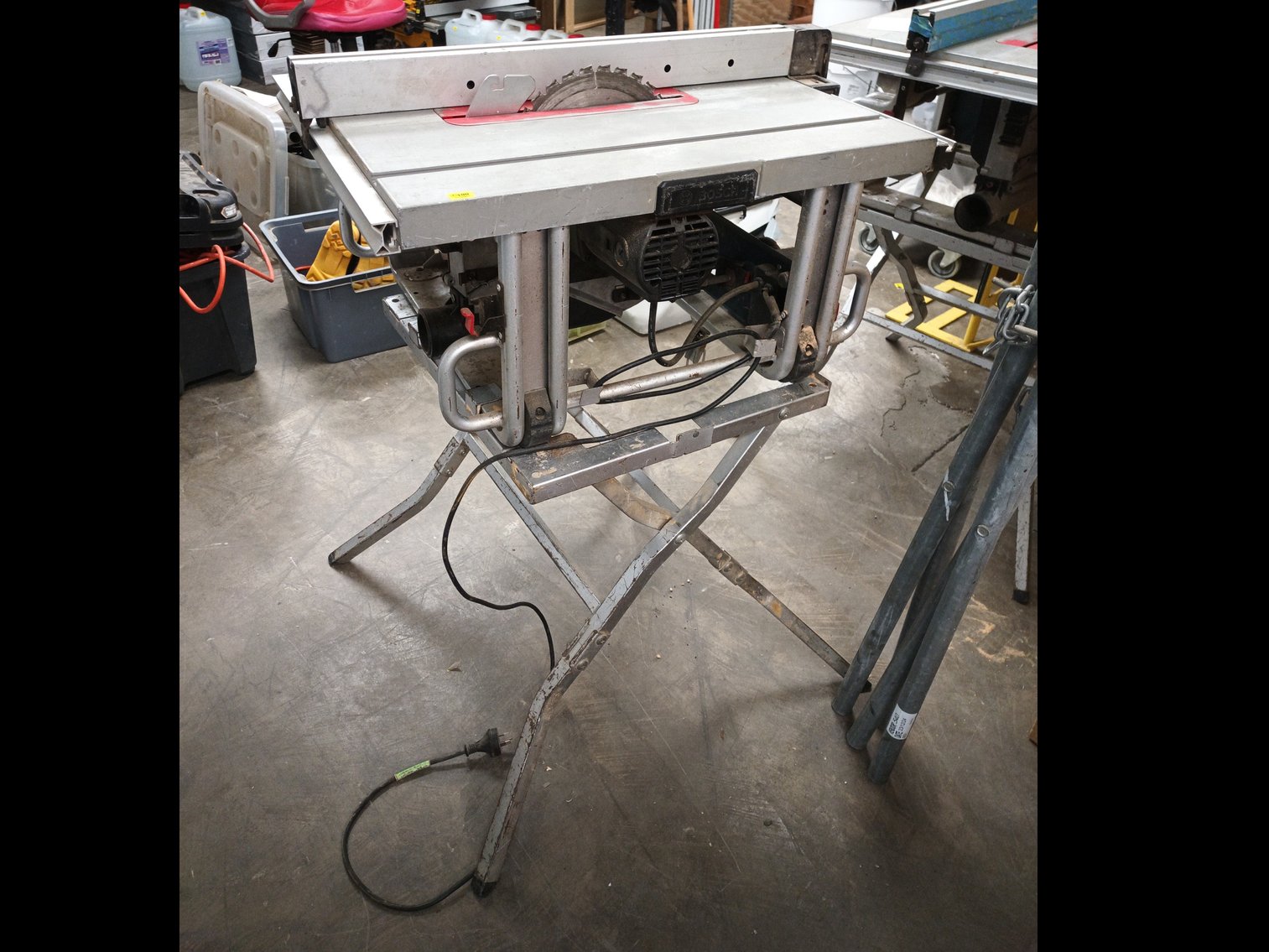 Image for Flooring Liquidation, Tools and Damaged Freight Auction 23.1.25  TH132603