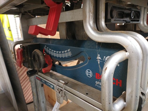 Image for Flooring Liquidation, Tools and Damaged Freight Auction 23.1.25  TH132603