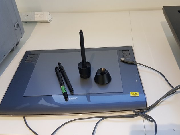 Image for Newshub Tech, TV & Office Clearance Auction 07.04.25 OS132686