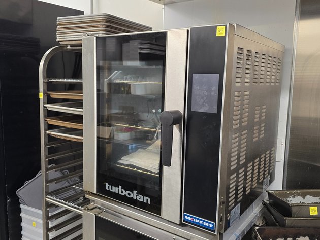 Image for Major Tom Cafe Takapuna (In Liquidation) 16.6.25 OS132745