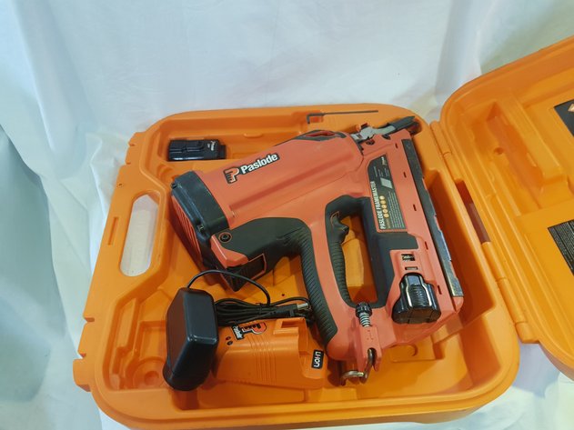 Image for Police & Others Auction 5.6.25 TH132751