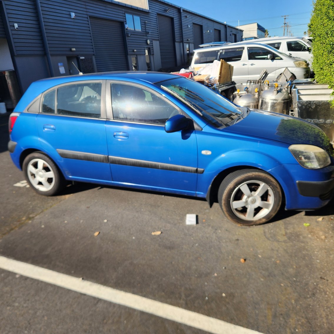 Image for Eclectic & Collectable Unit Clearance Auction 15.9.25 MO132848