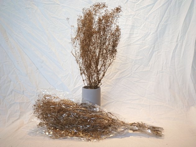 Image for Clothing & General Goods Auction 21.4.25 TU133048