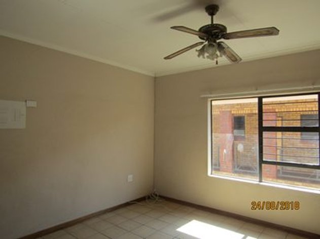 Image for BEAUTIFUL BACHELOR FLAT