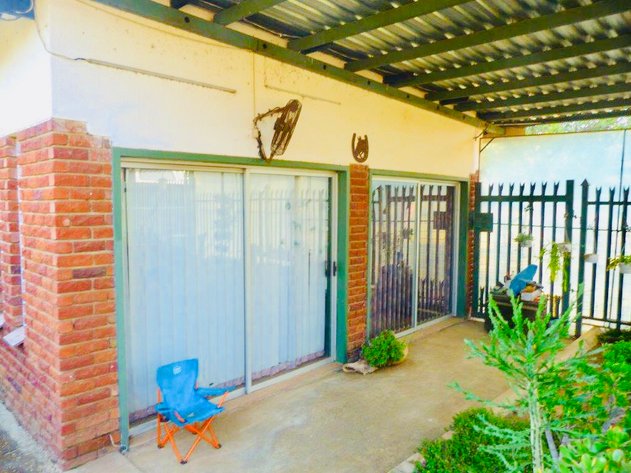 Image for 3 BEDROOM HOUSE ON EQUESTRAIN SMALL HOLDING