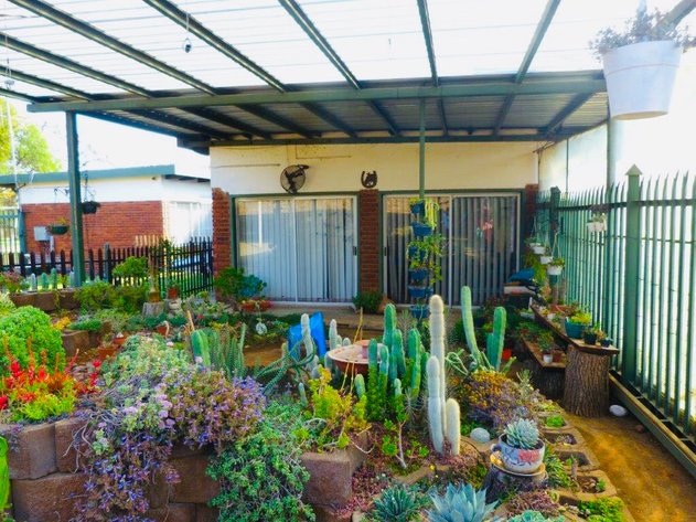 Image for 3 BEDROOM HOUSE ON EQUESTRAIN SMALL HOLDING