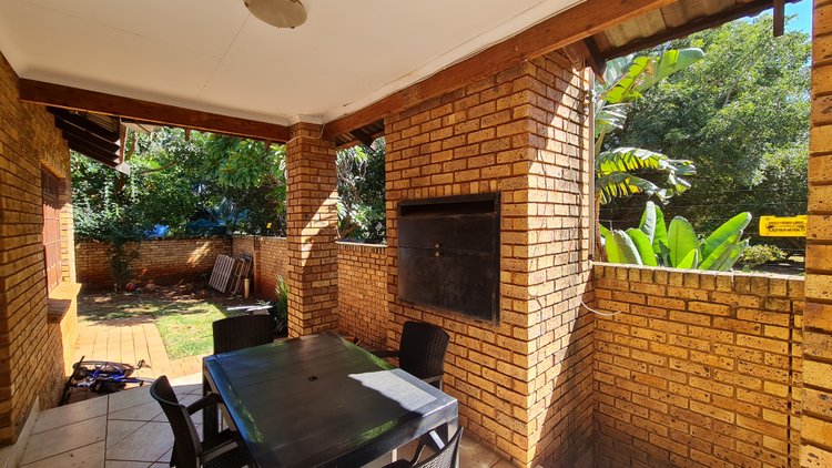 Image for 3 Bedroom House in Theresapark (Private Treaty)