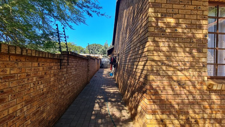 Image for 3 Bedroom House in Theresapark (Private Treaty)