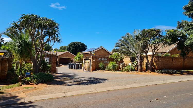 Image for 3 Bedroom House in Theresapark (Private Treaty)