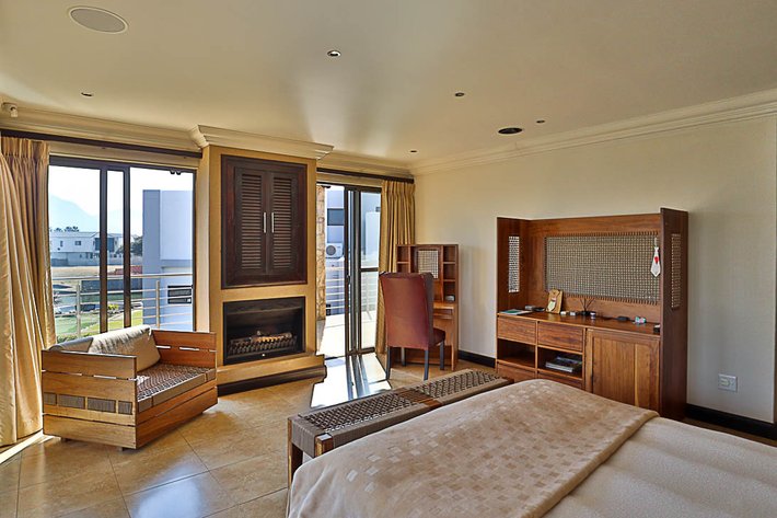 Image for 4 BEDROOM HOUSE IN THE ISLANDS ESTATE