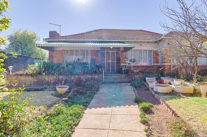 Image for 3 BEDROOM HOUSE IN SELCOURT, SPRINGS