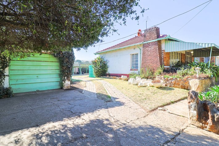 Image for 3 BEDROOM HOUSE IN SELCOURT, SPRINGS