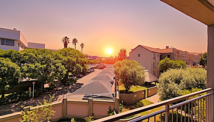 Image for 3 Bedroom Loft in Sunninghill