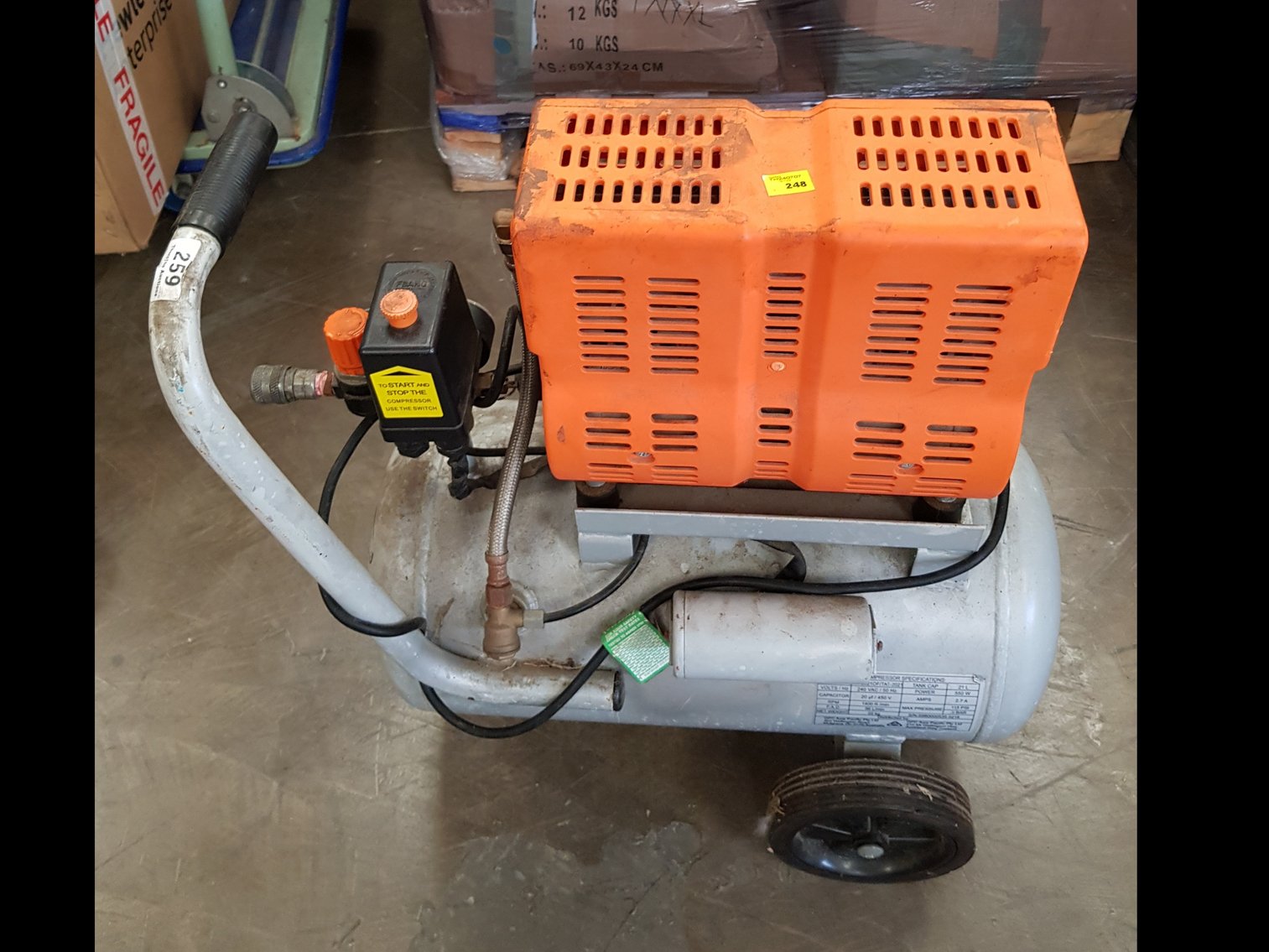 Image for Damaged Freight / Footwear Auction TH240707