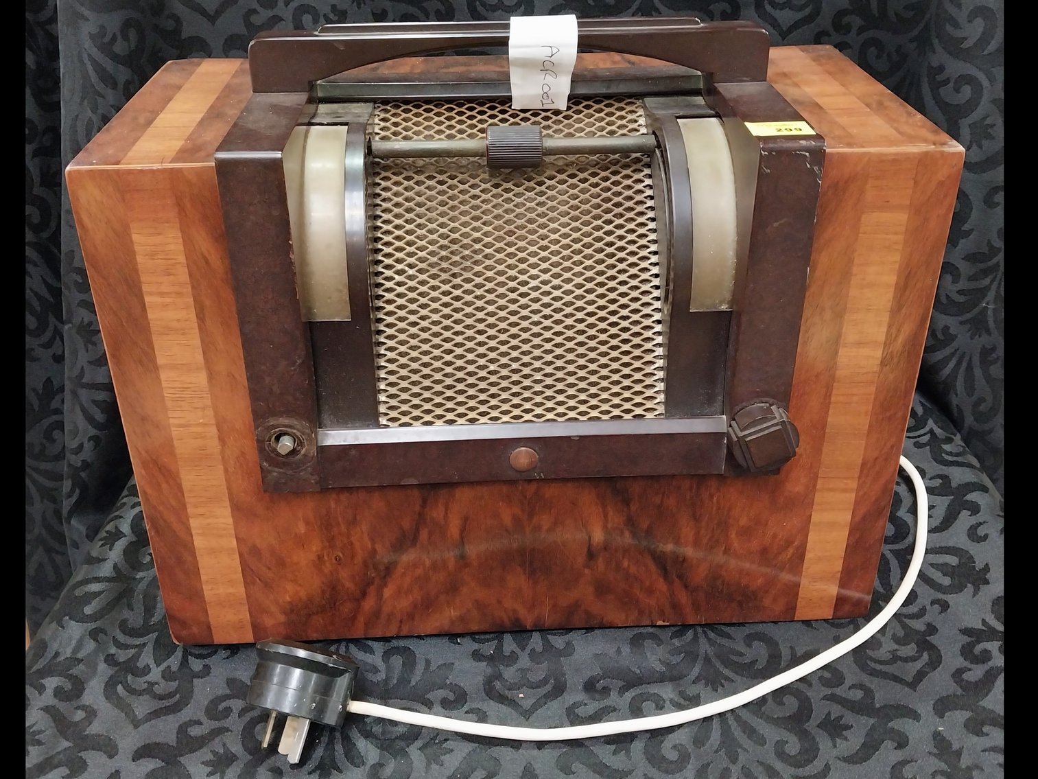 Image for Antiques & Collectables Estate Auction TH240801