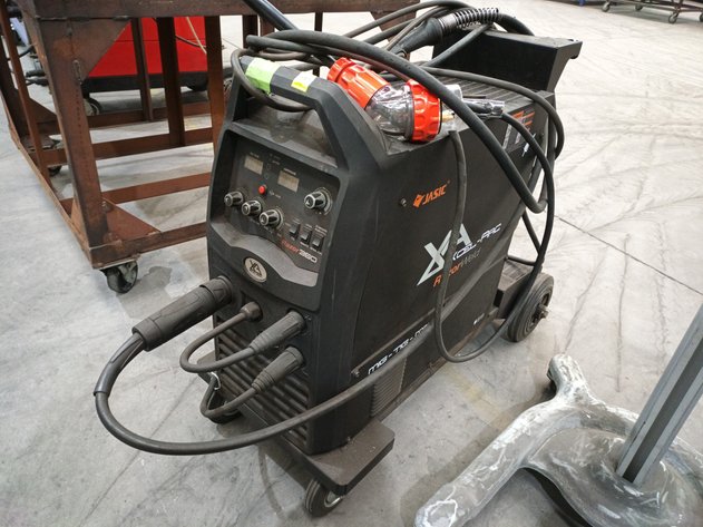 Image for Metal Fabrication Factory Closedown OS240924