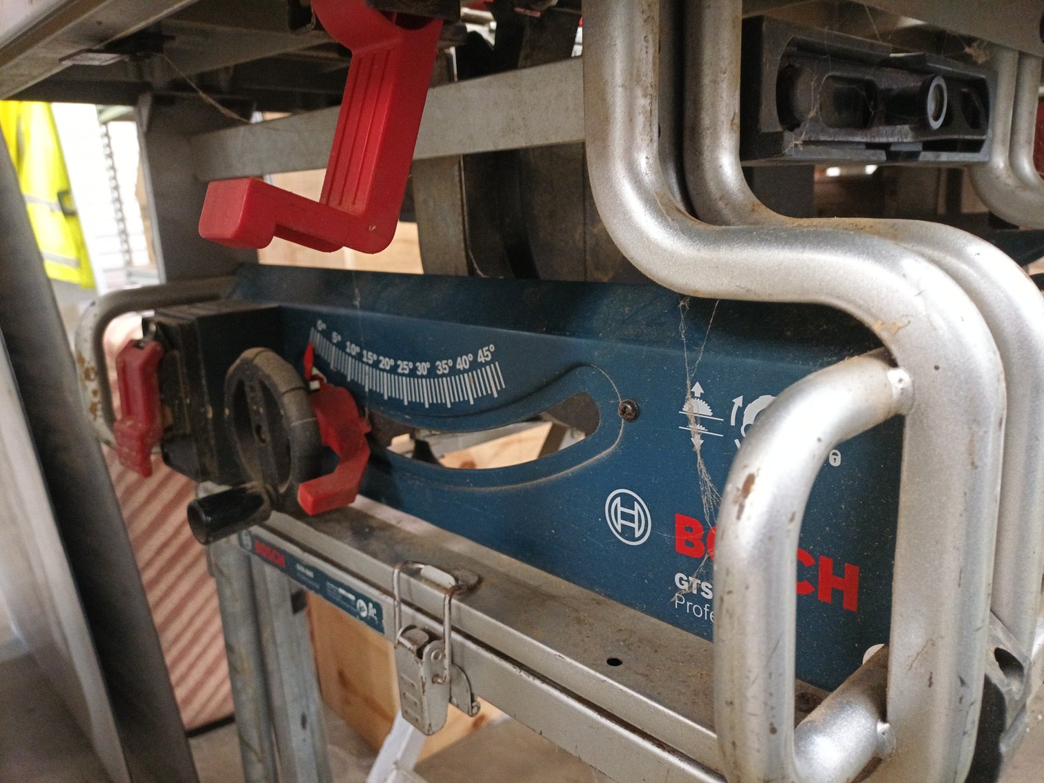 Image for Flooring Liquidation, Tools and Damaged Freight Auction 23.1.25  TH132603